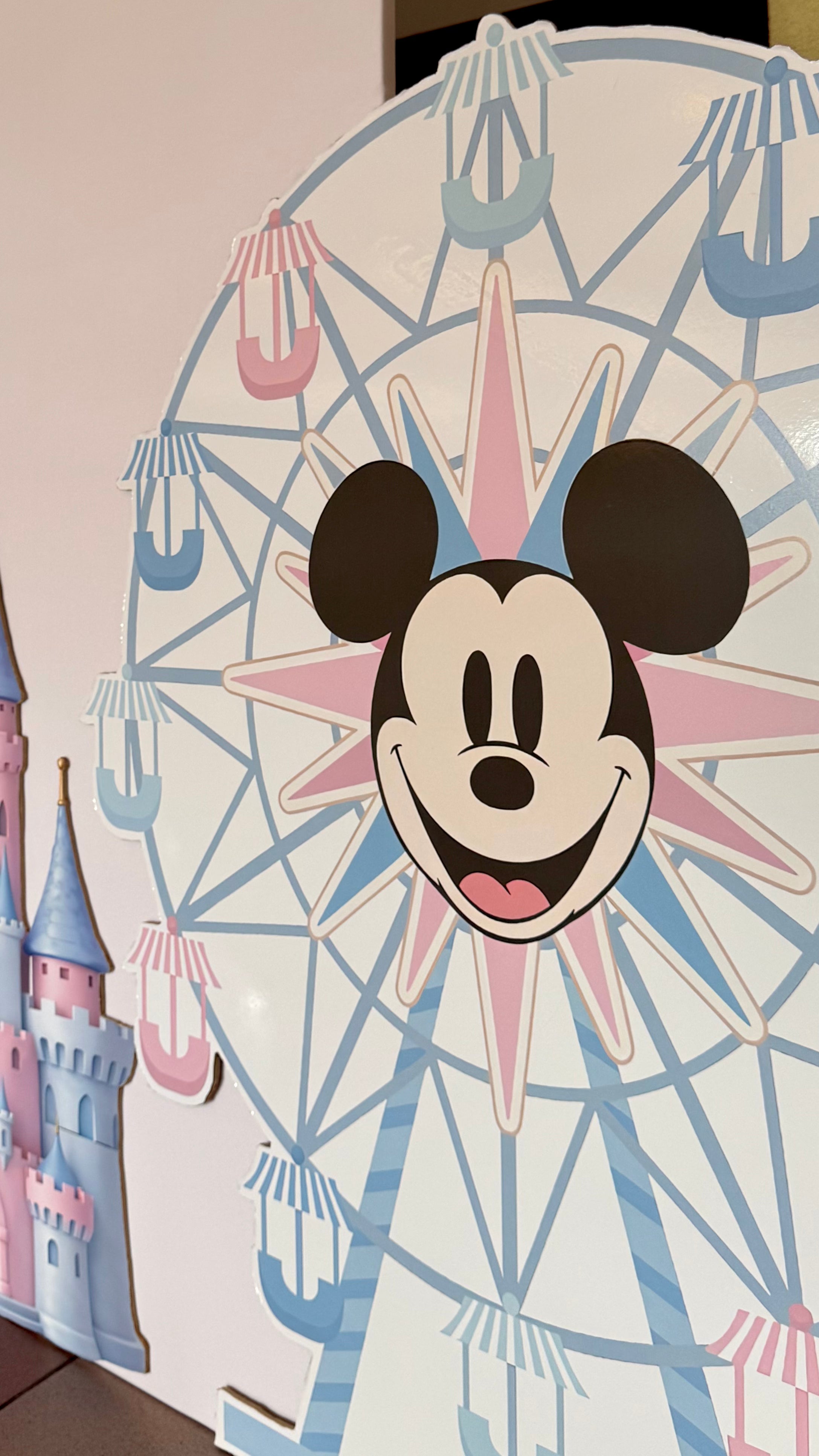 Mickey & Minnie